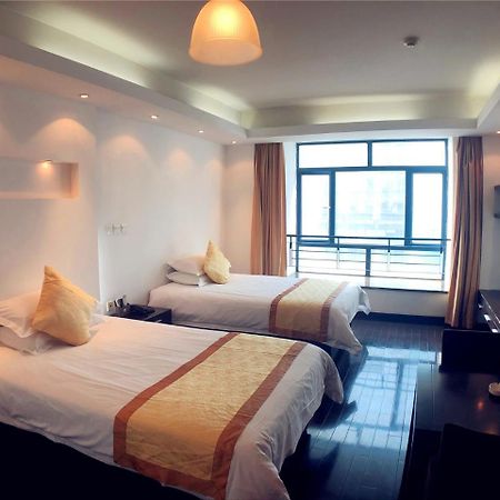 Urban Hotel Shanghai Bagian luar foto
